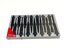 Snap On Tools NEW PPCSGL714MB 14pc Power Blue Grip Long Punch & Chisel Set