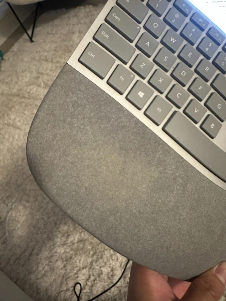 Teclado Ergonómico Microsoft Surface - Inalámbrico Bluetooth Gris MN Modelo 1786 Foto 3 de 4