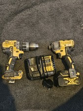DEWALT 18V Cordless Combi Drill/Impact Driver DCF787 & DCD796 With 3.0ah Battery