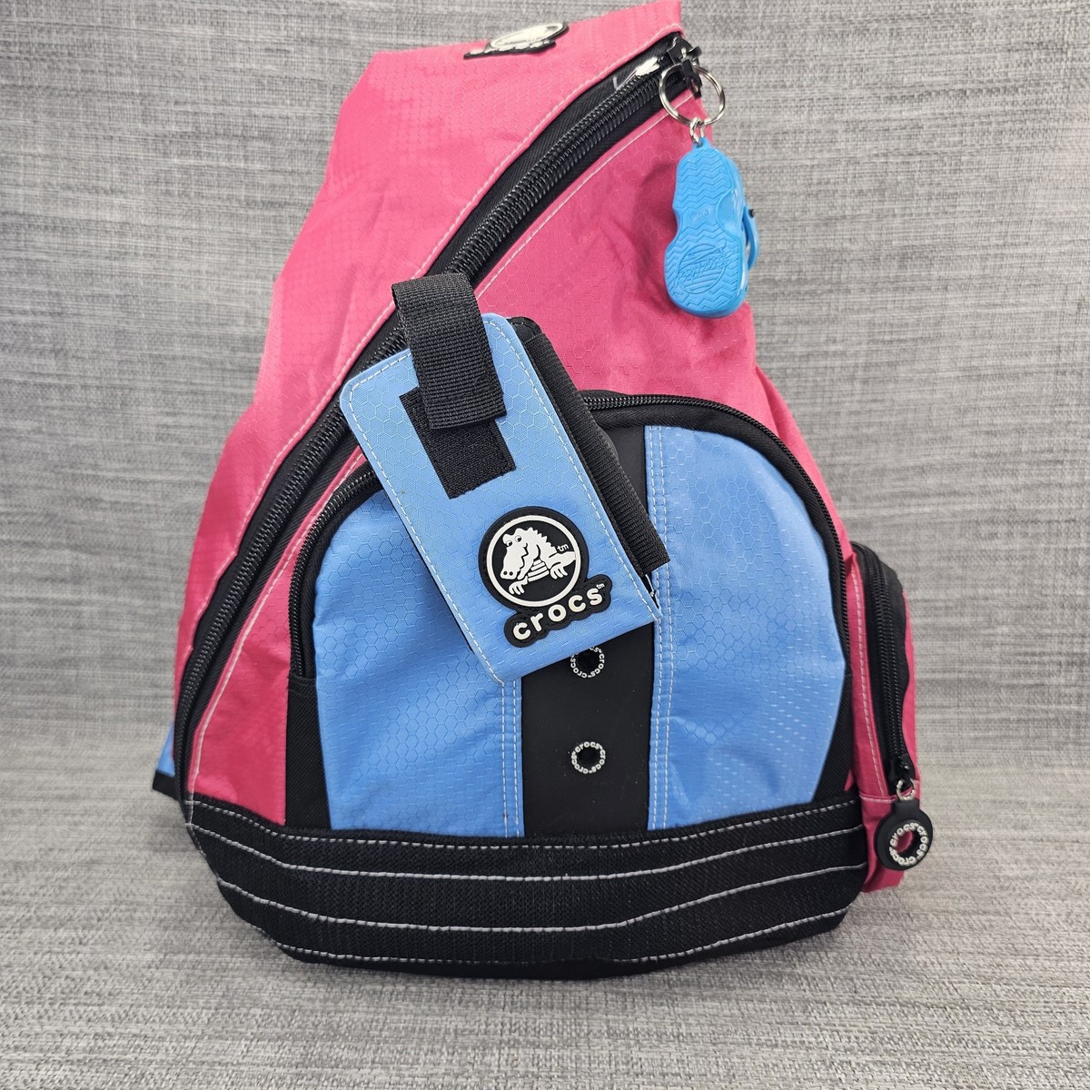CROCS Pink and Black Sling Backpack 2010\'s. Crocs Classic Backpack (Pink Milk} New | Mercari main image 3