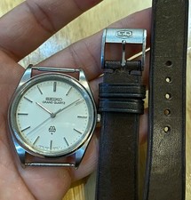 vintage Seiko Grand Quartz 9940-8000 No Date Buckle GQ Calatrava