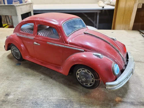 Vintage Bandai 7225 Kingsize Volkswagen Beetle Sedan Battery Operated Tin Car