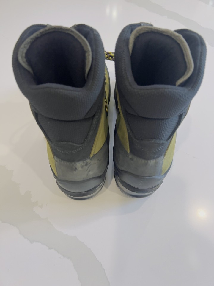 La Sportiva Boots Mens Size 10 Green Karakorum Mountaineering Hiking