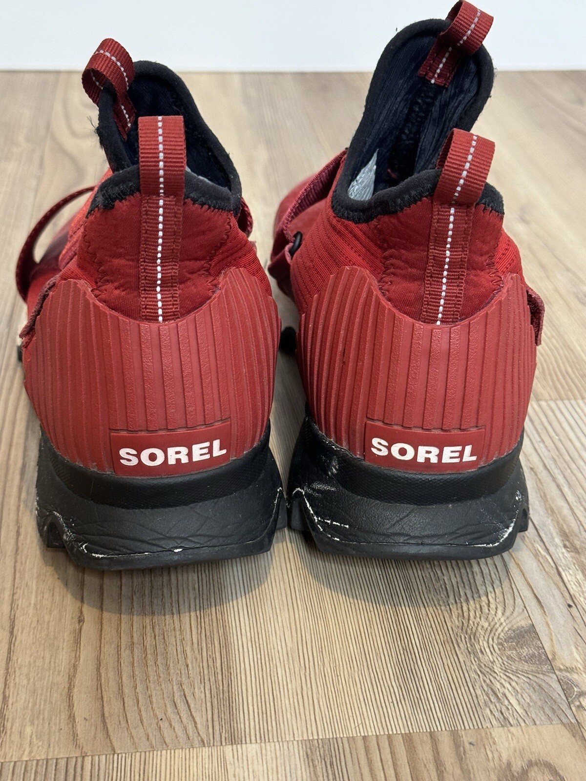 Sorel Womens Sneak Sneakers Shoes RED Hook Loop Low Top Sz 10