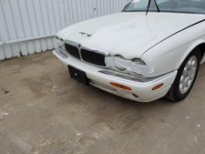 1998-1999-2000-2001-02-2003 Jaguar Xj8 Xj8l Xjr Vanden Plas Front Bumper White