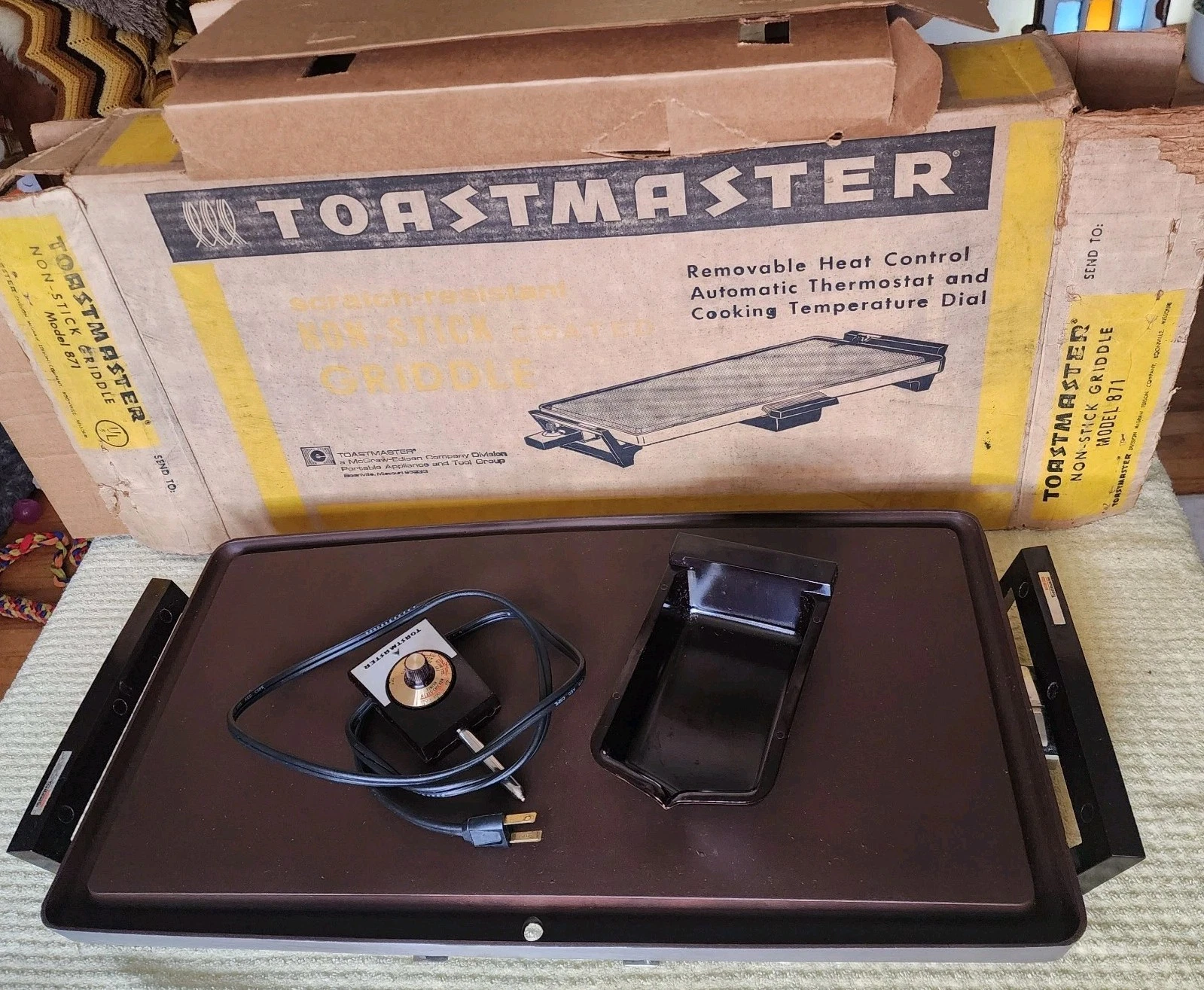 VINTAGE TOASTMASTER ELECTRIC NON-STICK GRIDDLE Model 871 USA w BOX
Opens in a new window or tab