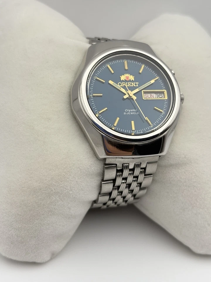 Vintage Orient Crystal 21 Jewels Automatic Watch Blue Dial Day Date - Image 3 of 4