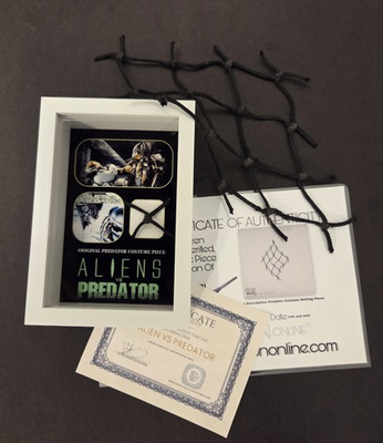 #ad AVP Alien Vs Predator Original Movie Prop Costume Net Screen Used COA $49.00