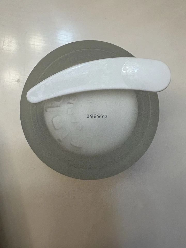 Crema facial restauradora con manteca de karité Sisley 1,6 oz 50 ml - m Foto 3 de 4