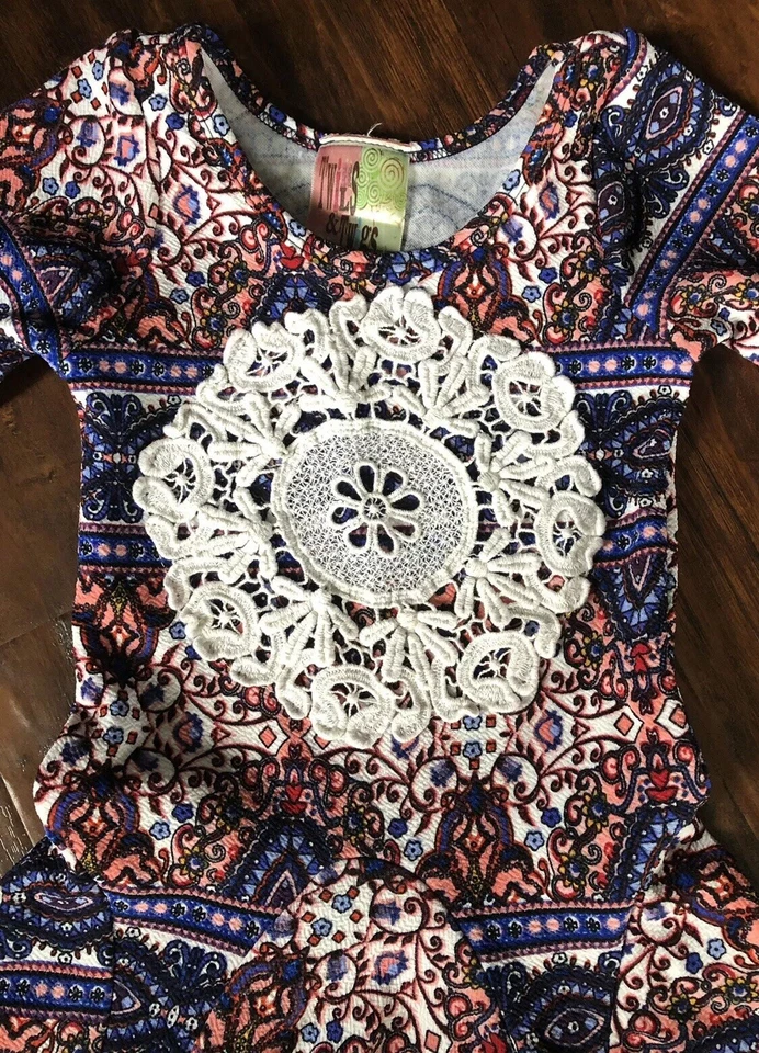 TWIRLS & TWIGS Vestido Boutique Niñas 5 Boho Fiesta Patrón con Encaje Foto 3 de 4