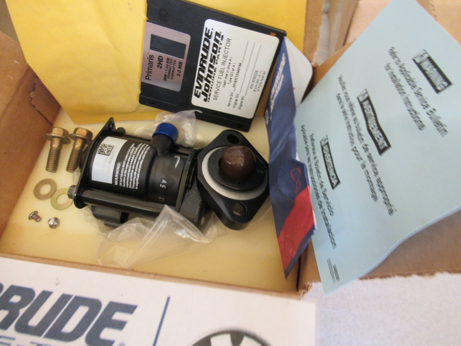 R1d EVINRUDE Johnson OMC 5005196 Fuel Injector ASSY OEM Factory  