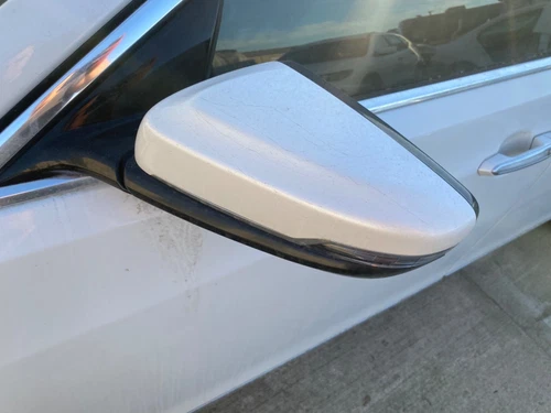 Cadillac CT6 OEM white Driver Door Mirror w/power fold w/BSM Fits 2016-2020