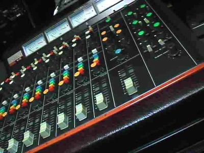 Tascam M-06 Mixer With DJ-friendly Phono Input..Rare Vintage! | eBay