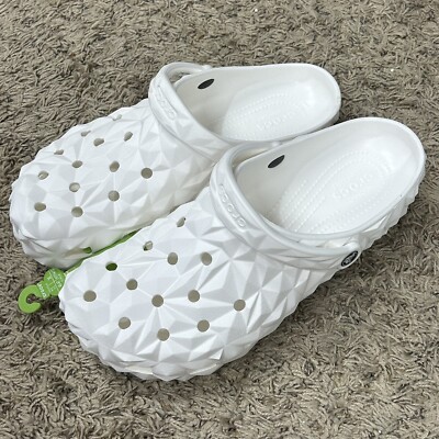 Crocs Men's 12 White Classic Geometric Clogs NEW