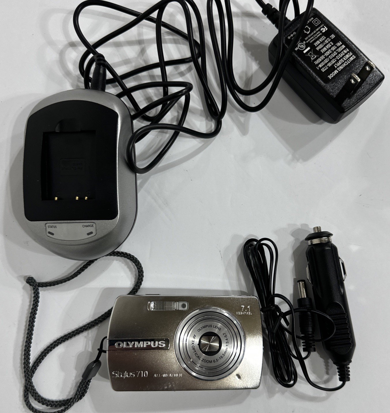 Olympus Stylus 710 7.1MP Silver Digital Camera 225760