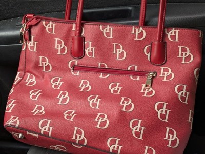 Dooney Bourke Women's Large