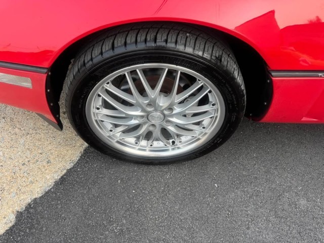 1990 Red Chevrolet Corvette   | C4 Corvette Photo 9