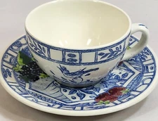 GIEN France OSIEAU BLEU Fruit 8oz Coffee Tea Cup Saucer Set Made in 1990s