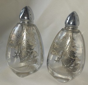 Salt and Pepper Shaker Set Flanders Silver Overlay Glass  Filigree Vintage