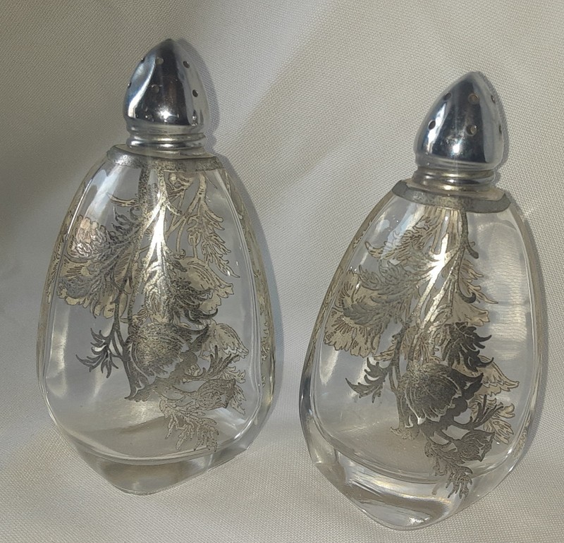 Salt and Pepper Shaker Set Flanders Silver Overlay Glass  Filigree Vintage