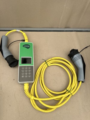 E- Auto Ladekabel mit Stromzähler Mode 3 Typ 2 Ubitricity