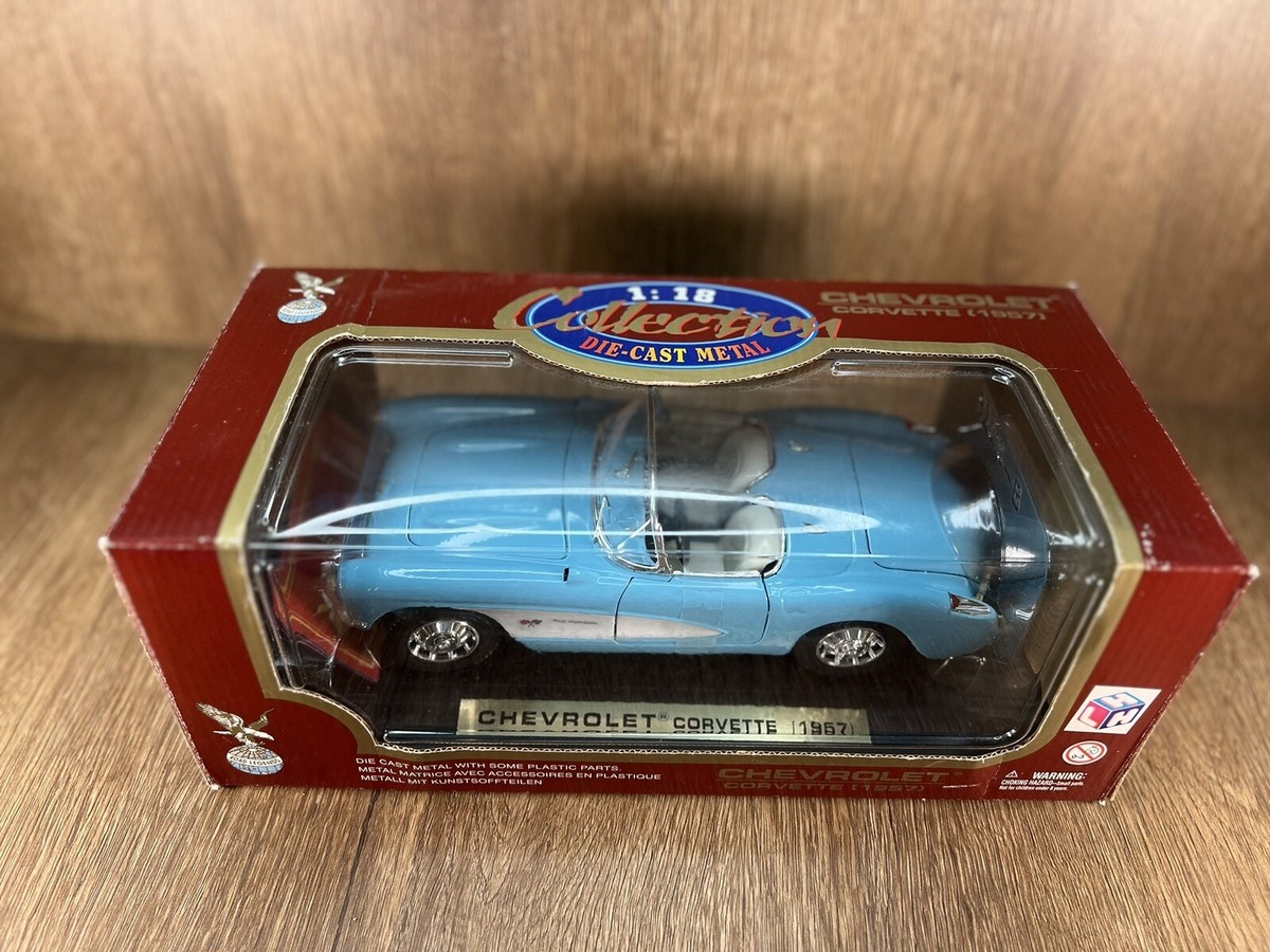 Sealed! 1957 CHEVROLET Corvette Vintage Road Legends 1:18 Model Car Die-Cast
