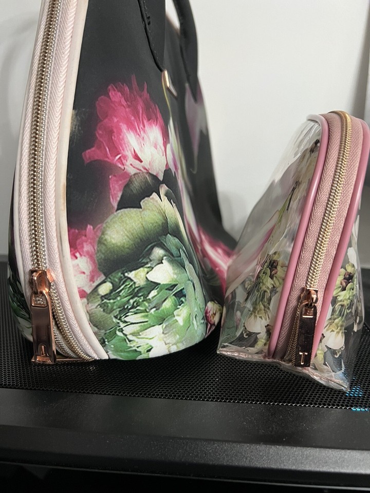 Ted Baker Floral Vanity Make Up Wash Beauty Toiletries Bag And Pouch eBay