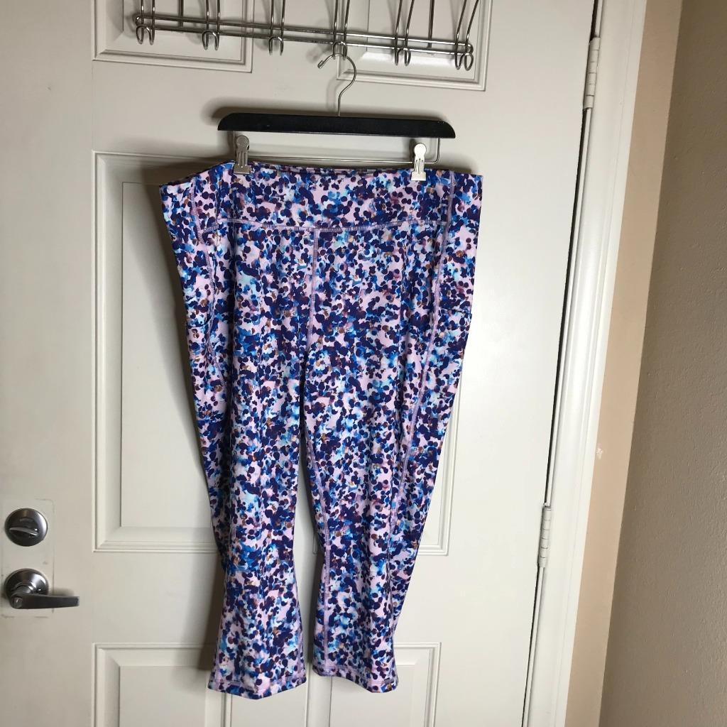 Tek Gear Capri Workout Pants