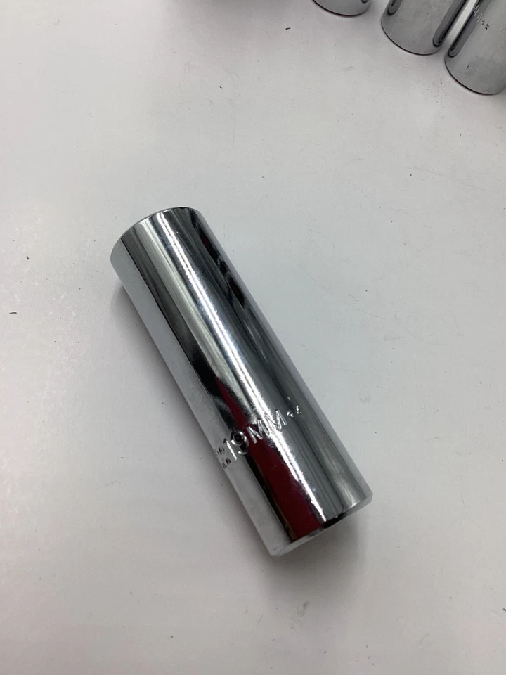 PROTO Torqueplus Metric Deep Socket Steel Chrome 19mm 5319M 12-Point - Image 3 of 4