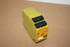 Pilz Phoz XV3P 30/24 VDC 3n/0 2n/0t Safety Relay