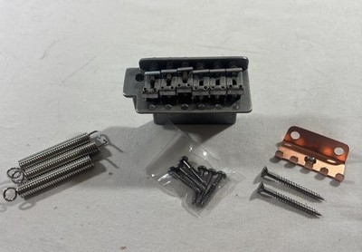2022 Squier 40th Anniversary Stratocaster Tremolo Bridge Six-Point Synchronized 