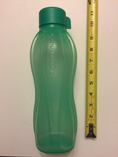 Botella de agua Tupperware Eco Sports 25 oz tapa giratoria verde nueva de Lote Antiguo