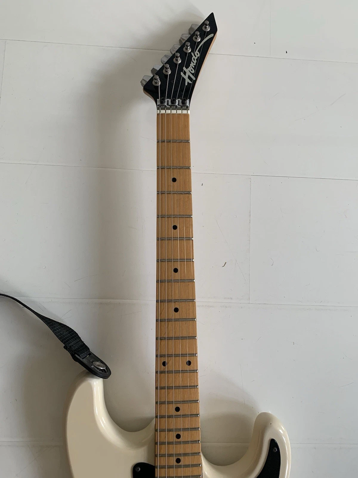 Picture 3 of 19