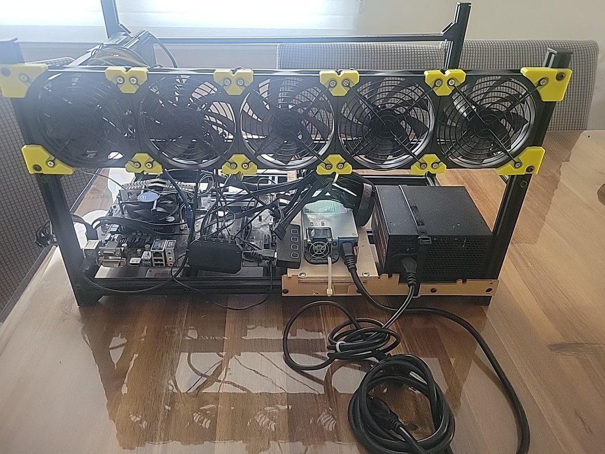 Mining Rig Msi Geforce Rtx 3090 Vs 1060 I Built A Card GPU Mining Rig For