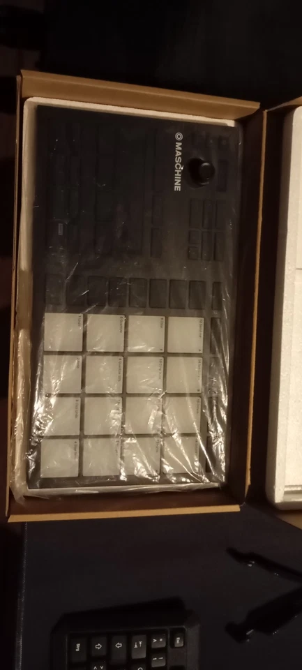 Native Instruments Machine Micro MK3 Pad Controller - Bild 3 von 4