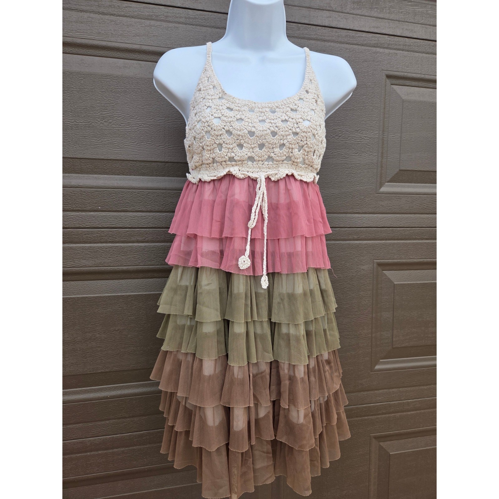 J Gee Boho Crochet Tiered Ruffle Mini Dress Pink Green Brown Mesh Festival Sz M