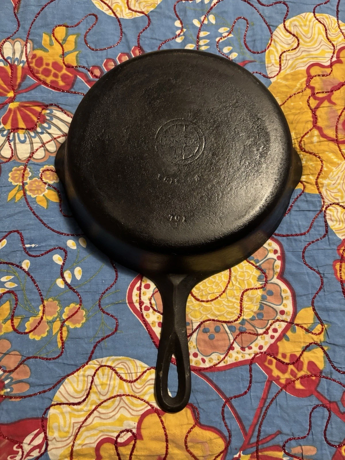 Griswold #7 Cast Iron Skillet – Small Block Logo 701 – Vintage USA