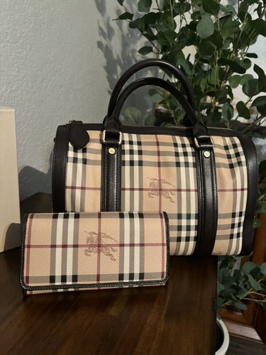 NWT Authentic Burberry Alchester Haymarket medium bowler top handle bag & Wallet