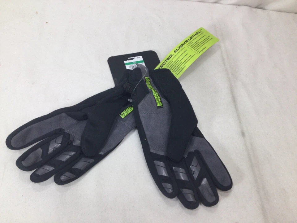 NEW Under Armour Scent Control Basic BLACK Gloves Large Lightweight Winter Style - Image 3 of 3