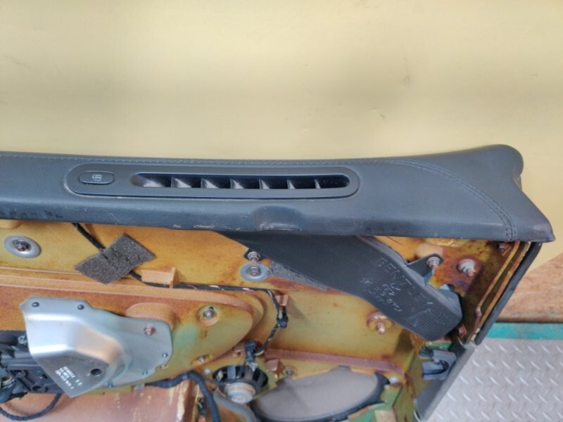 04 05 06 07 08 09 10 Bentley Continental GT Front Right Door Trim Panel OEM