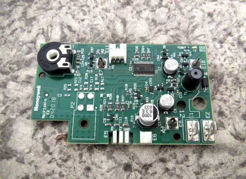 AO Smith Honeywell WV8840B1158 324711-001 Water Heater Thermostat Control Board