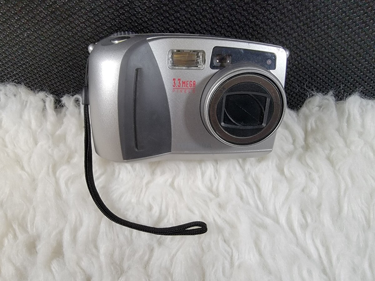 Toshiba PDR-M65 3.3MP Digital Camera w/ 3x Optical Zoom | eBay
