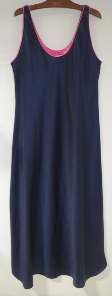 J - NUEVO CON ETIQUETAS $145 Fernando Sánchez Azul Marino Satinado y Rosa Caliente Bata de Salón Camisón L Foto 3 de 4