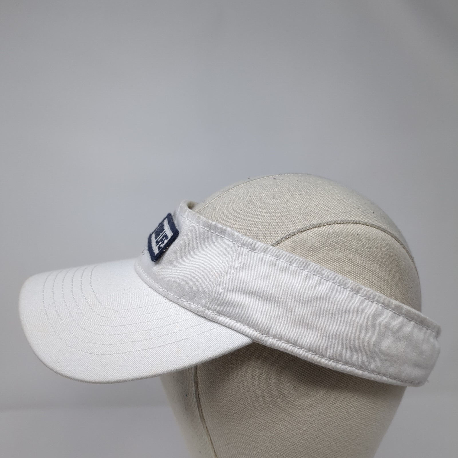 Young Life Patch Slideback Visor Hat White One Si… - image 3