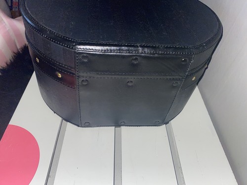 Vintage Victoria’s Secret Store Display Trunk Luggage Prop Black RARE HTF - Picture 4 of 7