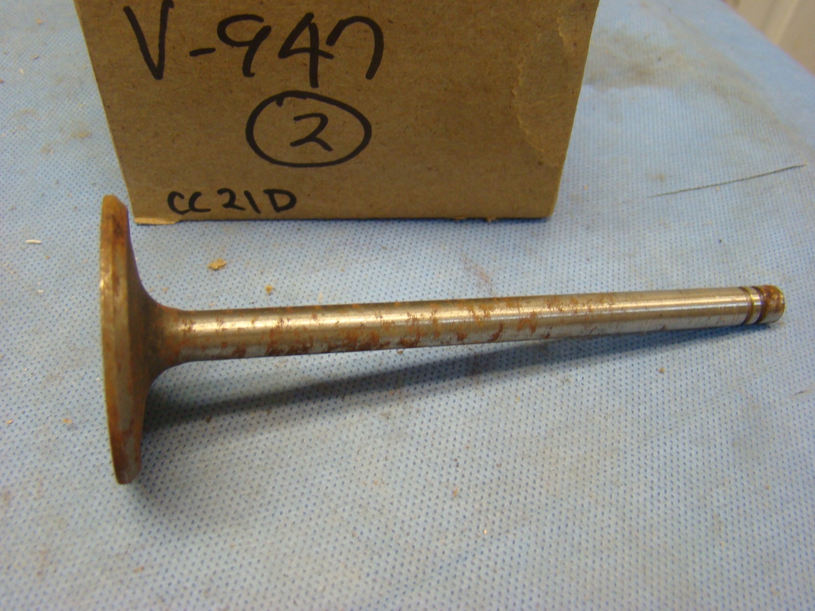 Cadillac 346 Intake Valve USA Made OEM NORS 1936 - 1942 for sale 