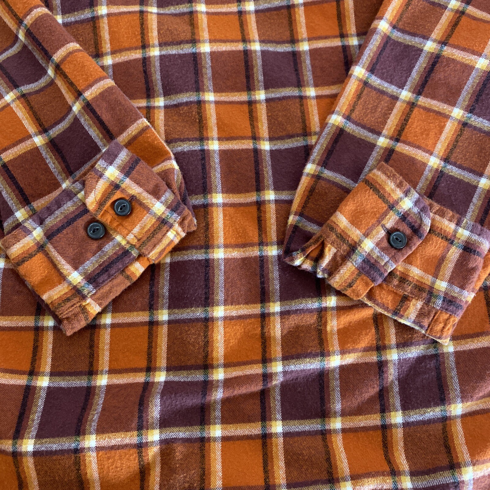 Goodthreads Men's Long sleeve Plaid Button Up  Brushed Flannel Shirt Size Large