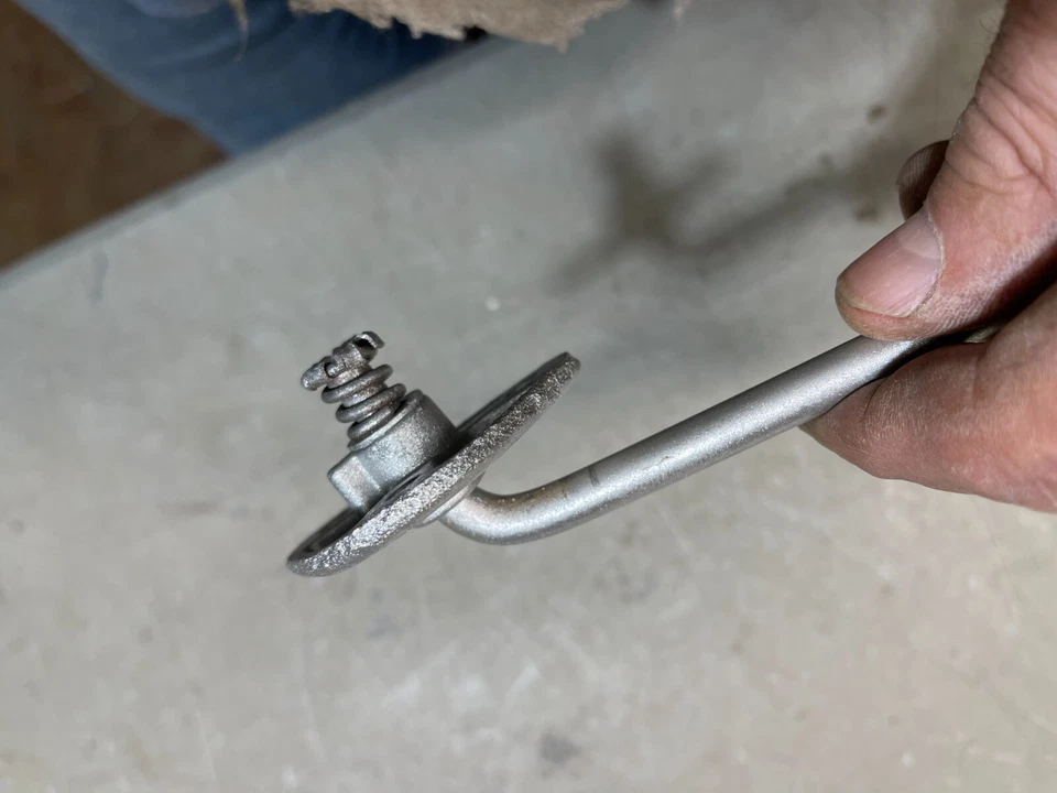 1968 dodge charger sun visor arms rods b-body stock pics please read below 69 70 - Image 4 of 4