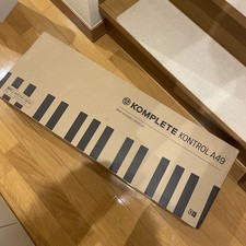 NATIVE INSTRUMENTS KOMPLETE KONTROL A49 MIDI Keyboard Controller 49 Key