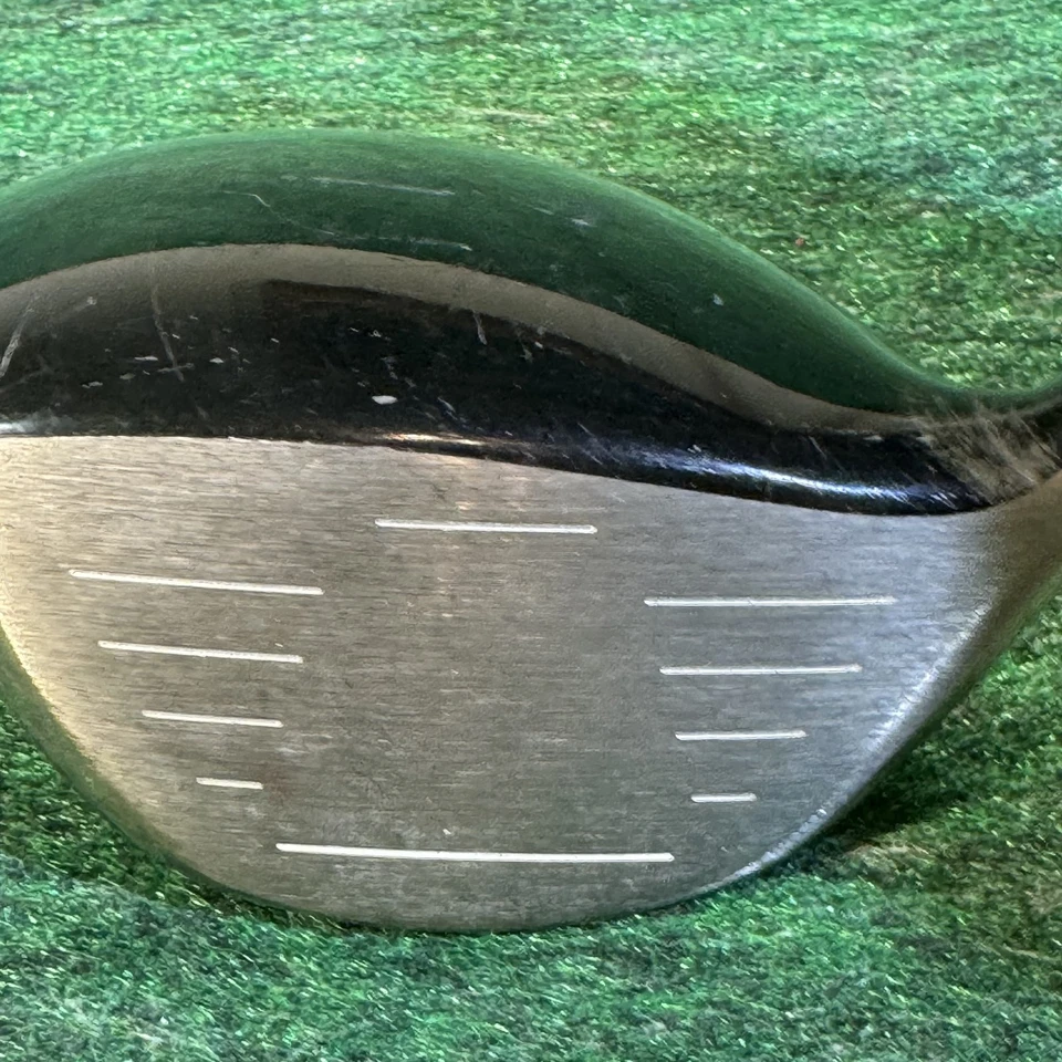 Driver Adams Speedline F11 10,5° Aldila Voodoo RVS6 eje Golf Pride Grip Foto 2 de 4